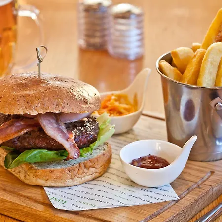 Frühstückspension Log House